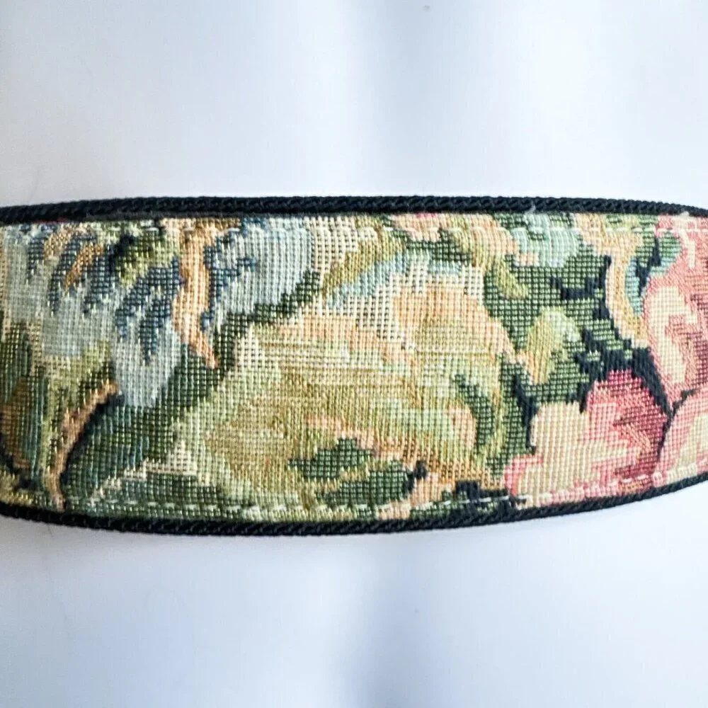 Vintage Tapestry Couch Print Grandma Style Belt